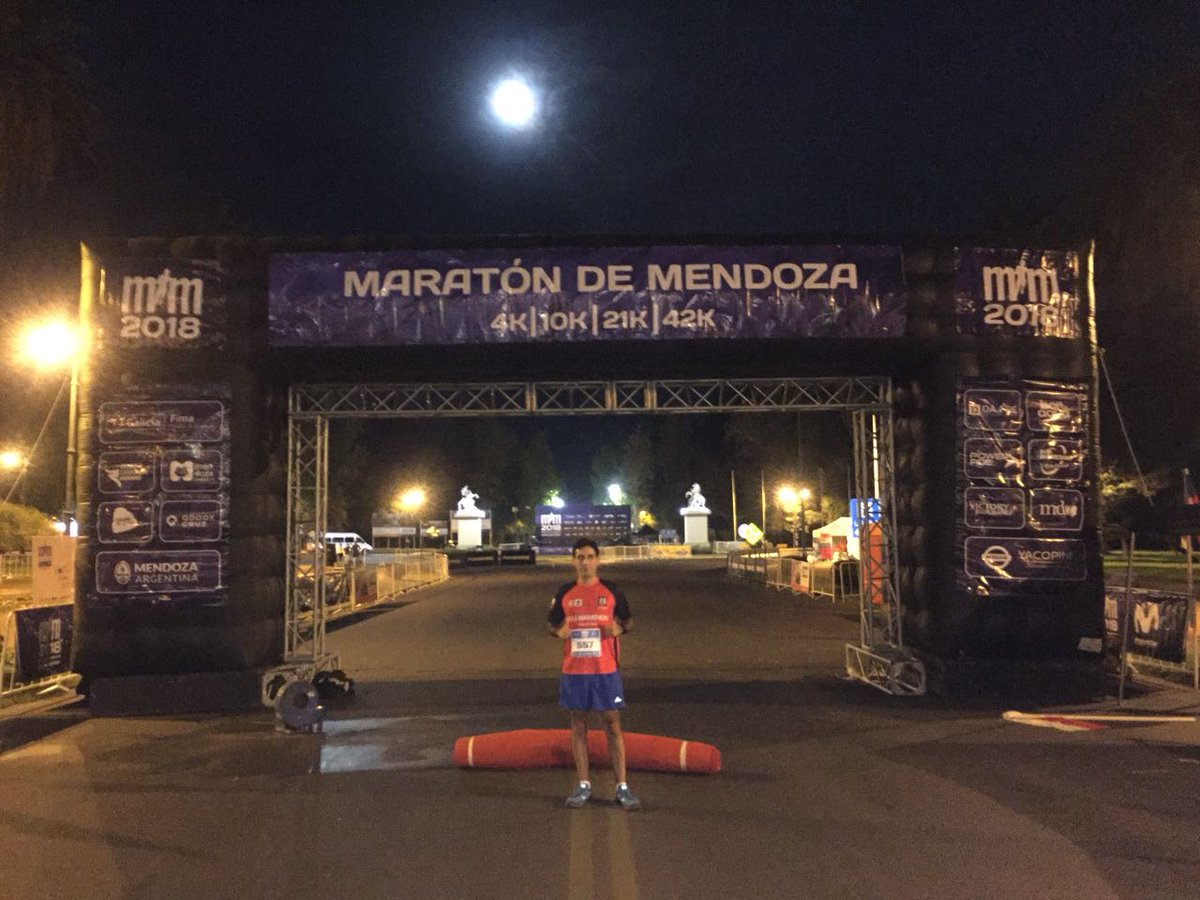 fullmarathon's tweet photo. Felicitaciones a nuestro socio Alfonso U., quien cruzó la meta del @MaratonMendoza en 2:58:05 logrando el 7° lugar en su categoría !!! https://t.co/5aDsEUH3V1