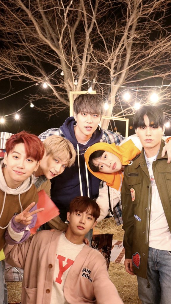 joykonic's tweet photo. :¨·.·¨:   
 `·.. ࿐ྂ  a daily ‘i love you’ 
                until we meet again

                  { @JBJtwt787 } https://t.co/TvYqWdQx24