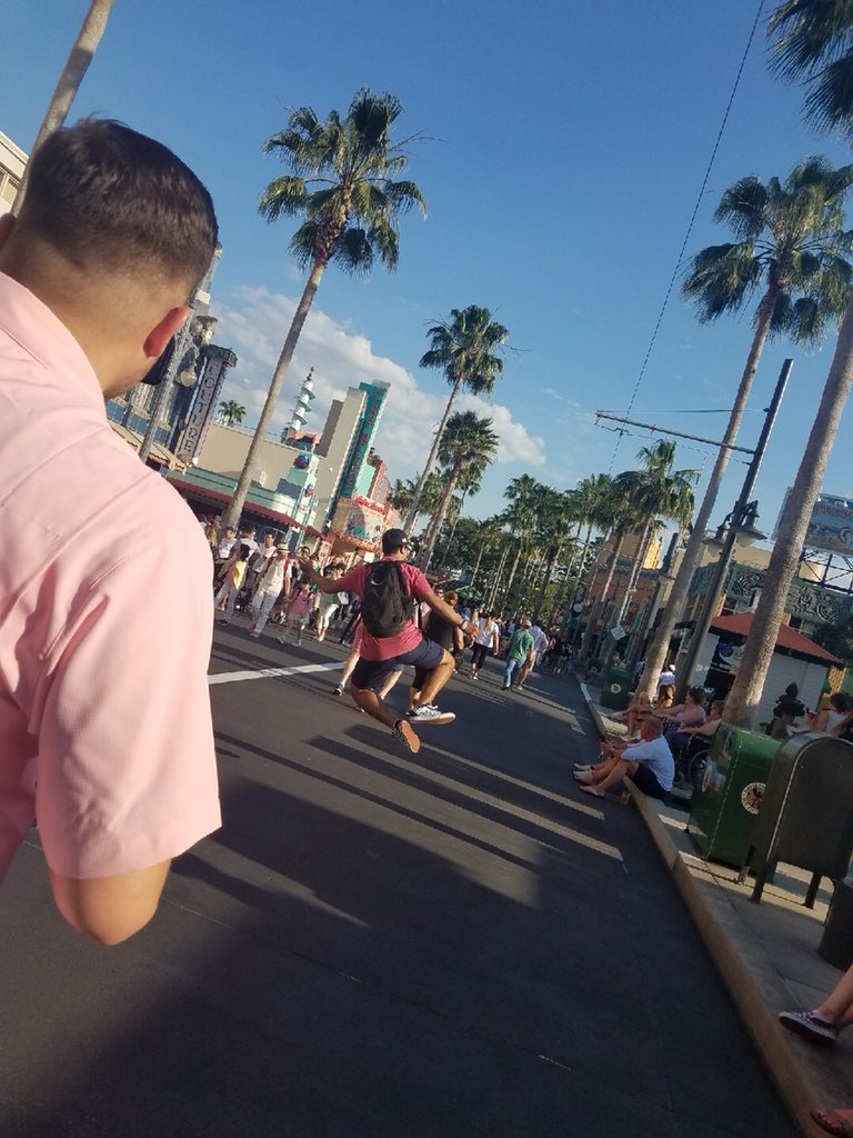 HISD_Culinary18's tweet photo. Last day at Disney world parks @HISD_Culinary18 @HumbleISD_SCHS @HumbleISD_CTE https://t.co/nlbft1pTR1