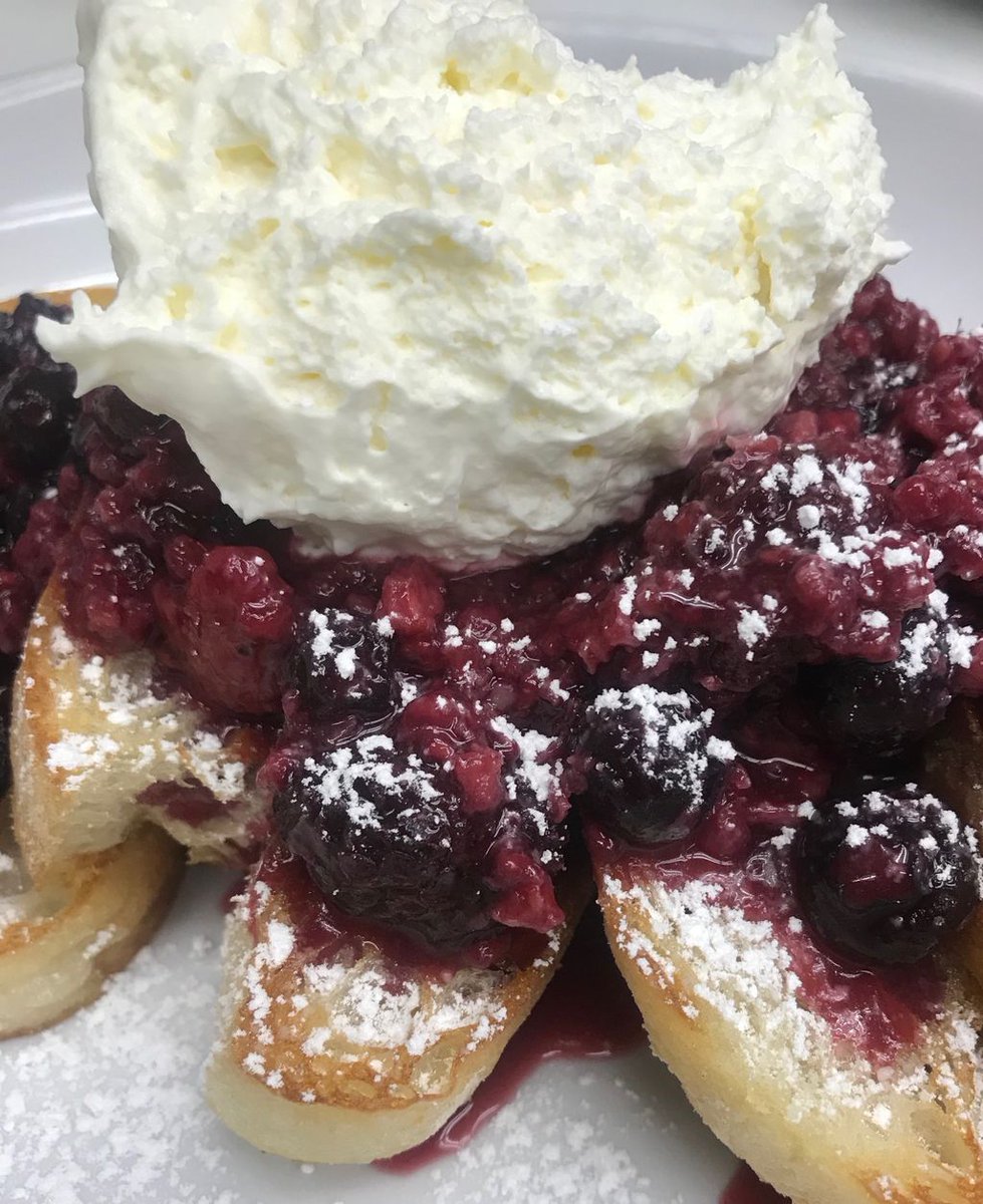 BirrotecaBelAir's tweet image. Mom will ❤️ this! Berry Toast , Berry Compote &amp;amp; Whipped Cream! Join us for Mother’s Day Brunch, Sunday, May 13th 10 am - 3 pm.
#MothersDay 
#betteratbirro