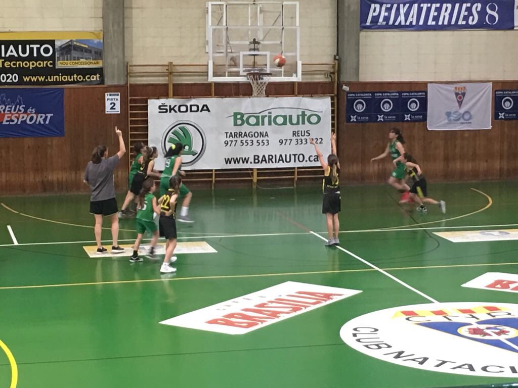 ASRBasketAlmeda's tweet photo. Segona jornada al torneig de Reus!!
🏆 Torneig @12hsallereus
🗓 29 abril (2a jornada)
🏀 #MFBALM 36 - @BasquetSallent 7
🏀 #MFBALM 38 - @stcasablancazgz 33
🏀 #MFBALM 32 - @NBF_Castello 31
Gran treball i esforç per seguir sumant!!
#goAlmeda #basketAutèntic #12hsallereus https://t.co/B1YHeMi8hS