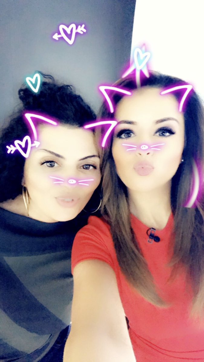 iamtatiana's tweet photo. #MakeupTutorial #WorkingLife2018 #sports #presenter #AJNewsGrid #snap #SelfieSunday https://t.co/wjD9ce62rY