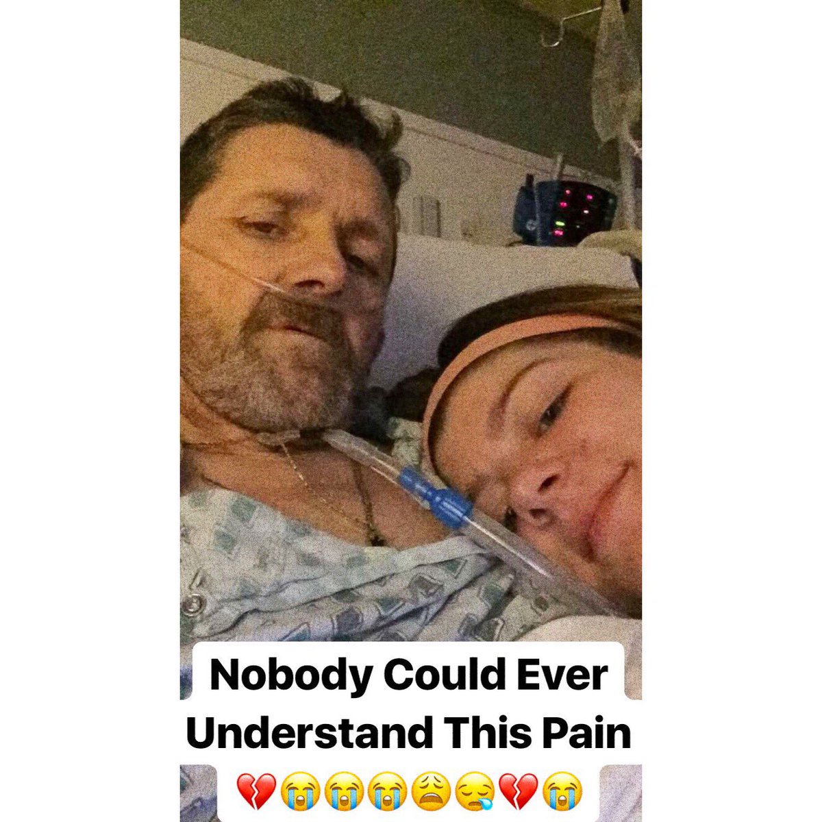 AshNicoleWorld's tweet photo. Rest In Peace Dad 💔 This Shit Really Hurt https://t.co/02OedvWmml
