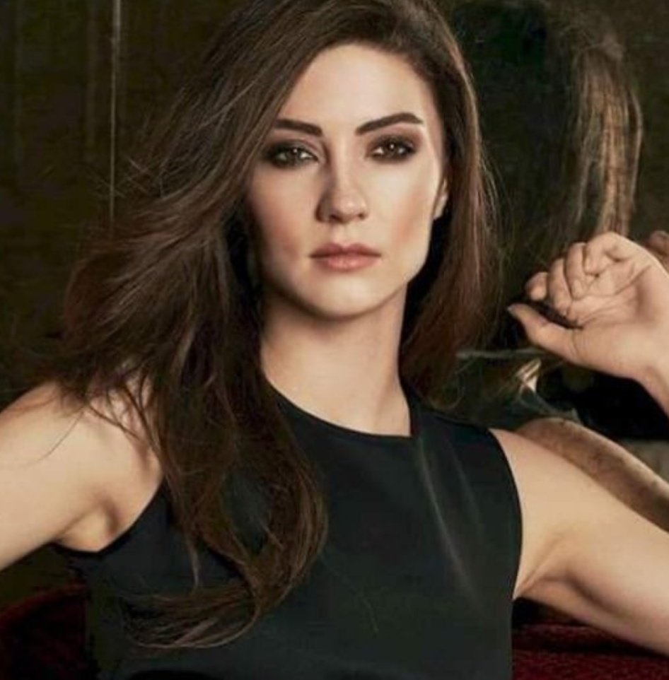 الأفضل يينهم؟ 
 #HazalKaya like 
#burcuoezberk rt