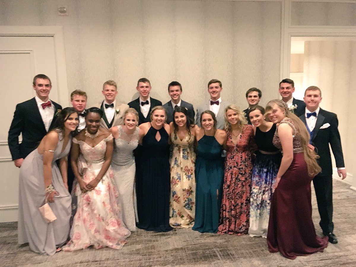 plprom2018's tweet photo. Congratulations to Sam Schuring and Chidera Osuji our 2018 king and queen, as well as the rest of the senior court! 👑🎉 https://t.co/YtqO6Tfq9b