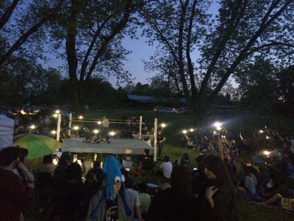 SEWWrestlers's tweet photo. Donna Draper pulled the plug when Jucifer lost, but our audience provided light to finish the match. https://t.co/fTj1ETJaKr