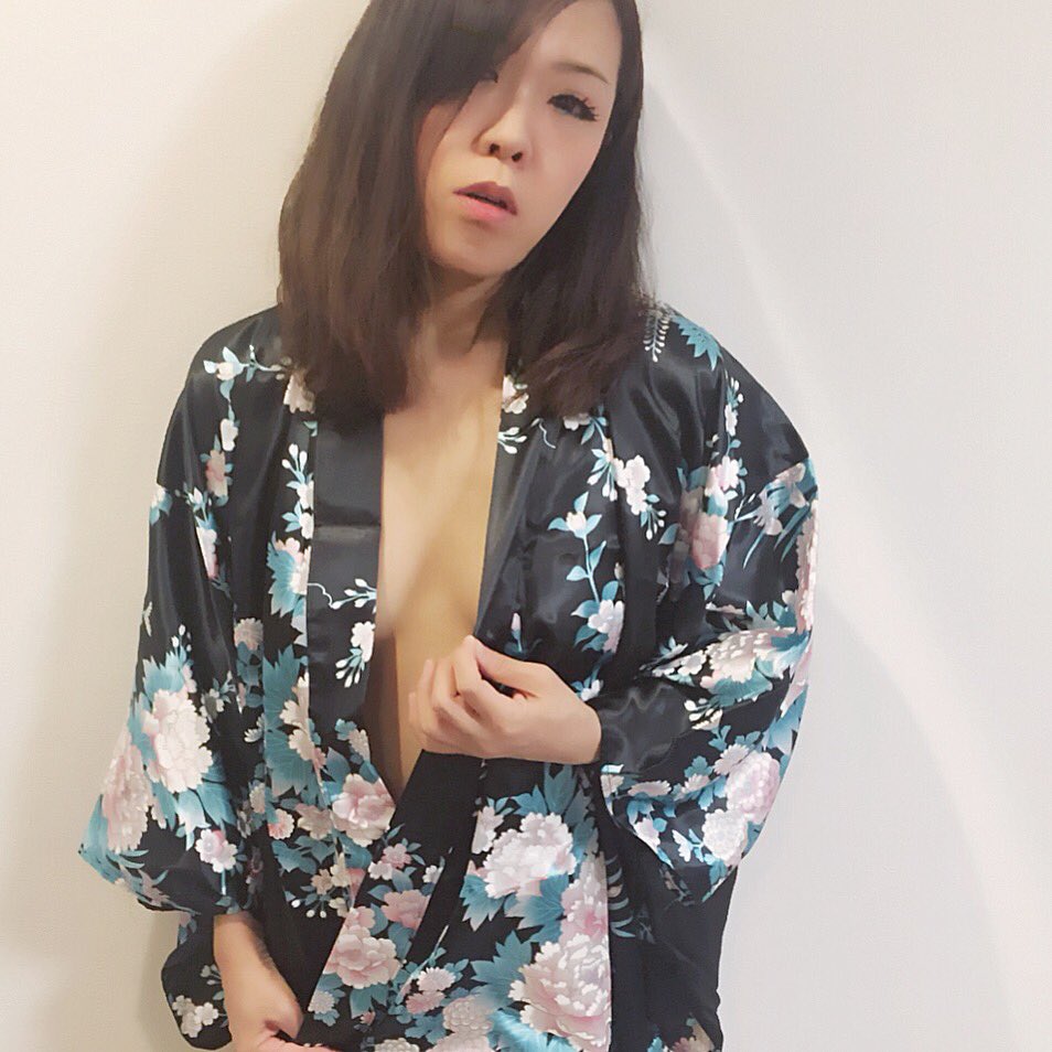 WODDYFUNK's tweet photo. KISS is my life!! 💋
今夜ブルースアレイでFUNKしましょ!
#kimono #kimonofunk #oiran #funk
#igogirl #geishagirl #着物ファンク
#振替休日 #ohayomorning https://t.co/OL8enJGIdA