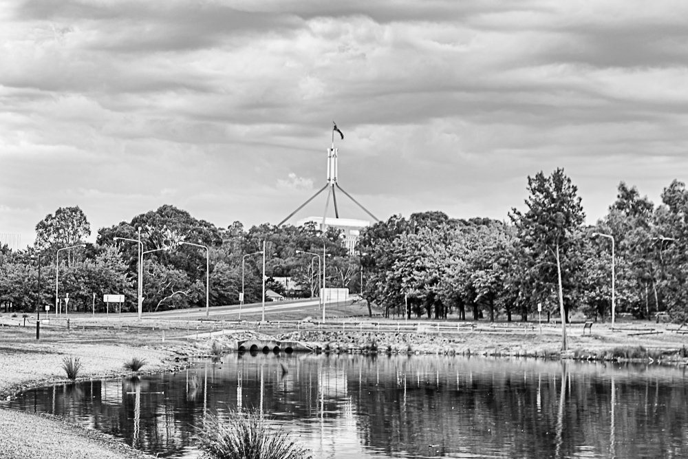 ajnitzimages's tweet photo. Parliament House #Canberra #Blackandwhitephotography https://t.co/t1YTPsE7ZQ