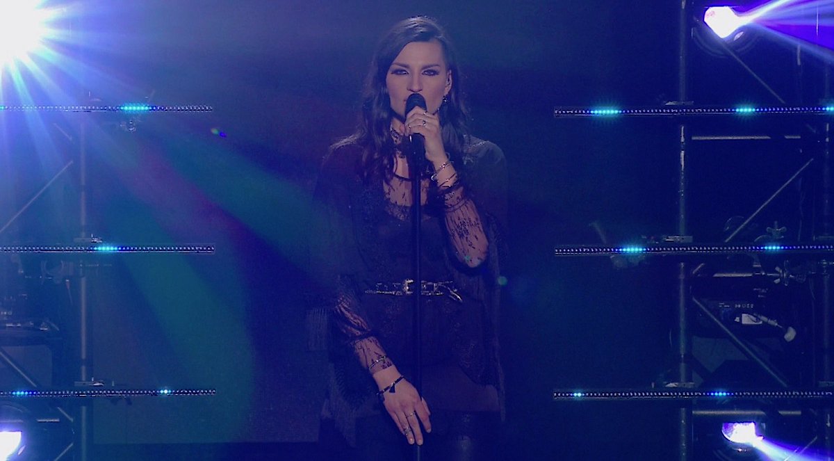 .<a href="/karinelabellemu/">Karine Labelle</a> nous montre sa fougue sur ce classique d’Aerosmith! #LaVoixTVA #ÉquipeÉric