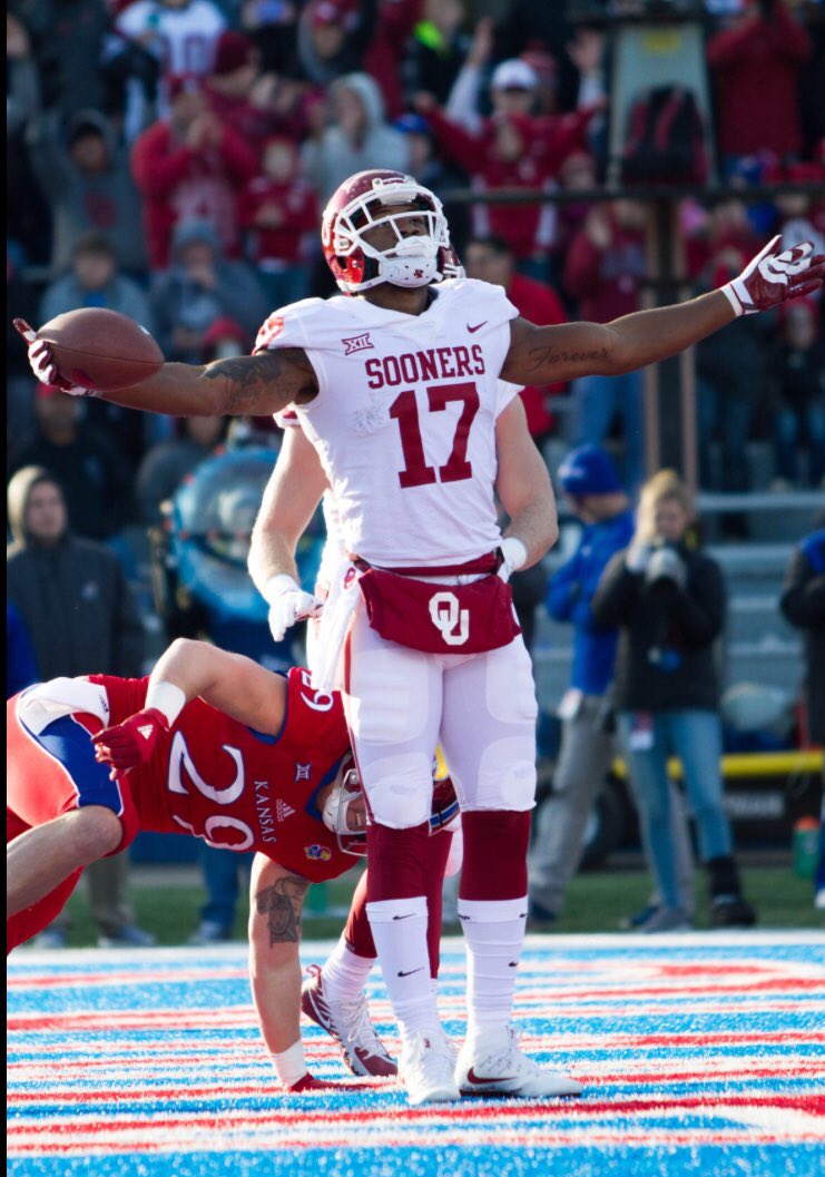 jcjohnson40's tweet photo. Congratulations to former Jenks Trojan @Jsmalls_17 on signing with the Kansas City Chiefs!!! #TrojanProud https://t.co/ySOaJM8w2I