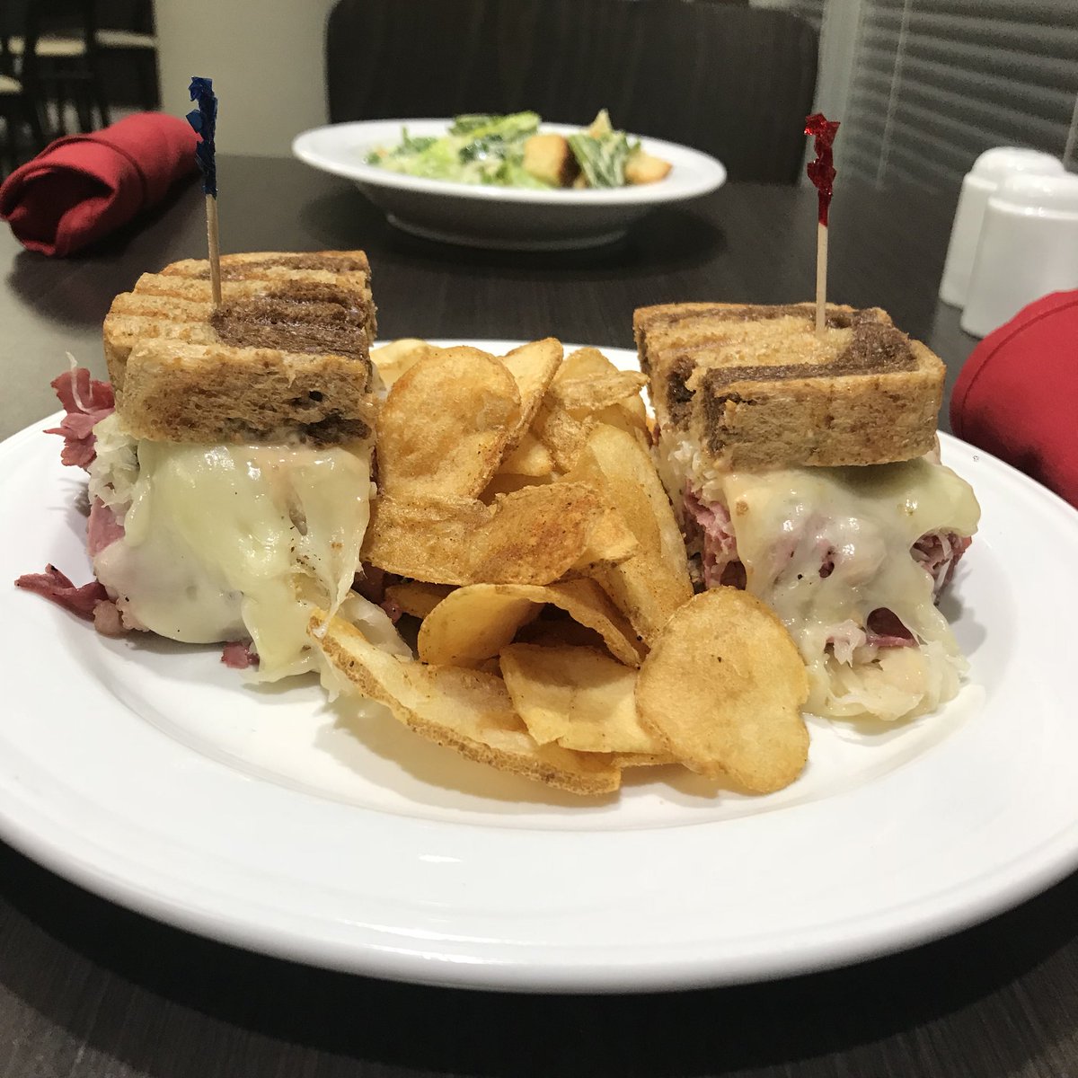 PikeArts's tweet photo. Ruben with fresh Pike Chips #pikeproud https://t.co/kcMczETDr9