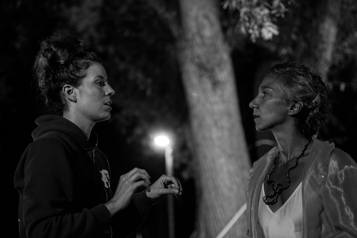 ShakespeareRuff's tweet photo. It's #InternationalDanceDay so obviously we're thinking about #RuffInDream's choreographer @PatriciaAllison.
Here's Patricia creating magic with the Fairy Queen, Michelle Polak https://t.co/Ao9UgSlOkH