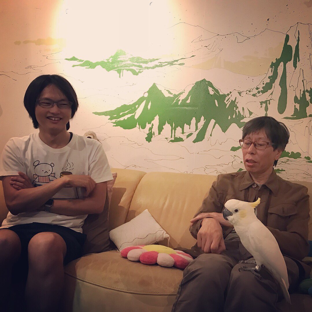 buffalodaughter's tweet photo. Band meeting with Takeru Okumura (Delaware) for some exciting things to explore in our 25th anniversary year. He’s just about the same age when we started Buffalo Daughter. Coincidence? #pastisfuture #futureispast https://t.co/qBA3D6mw5x