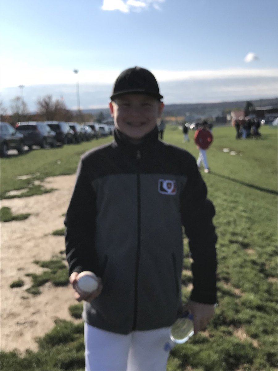 DrTerry809's tweet photo. That smile you get when you’re pitching like a ninja....and hit a grand slam⚾️#GoHopper https://t.co/qDjz8topfQ