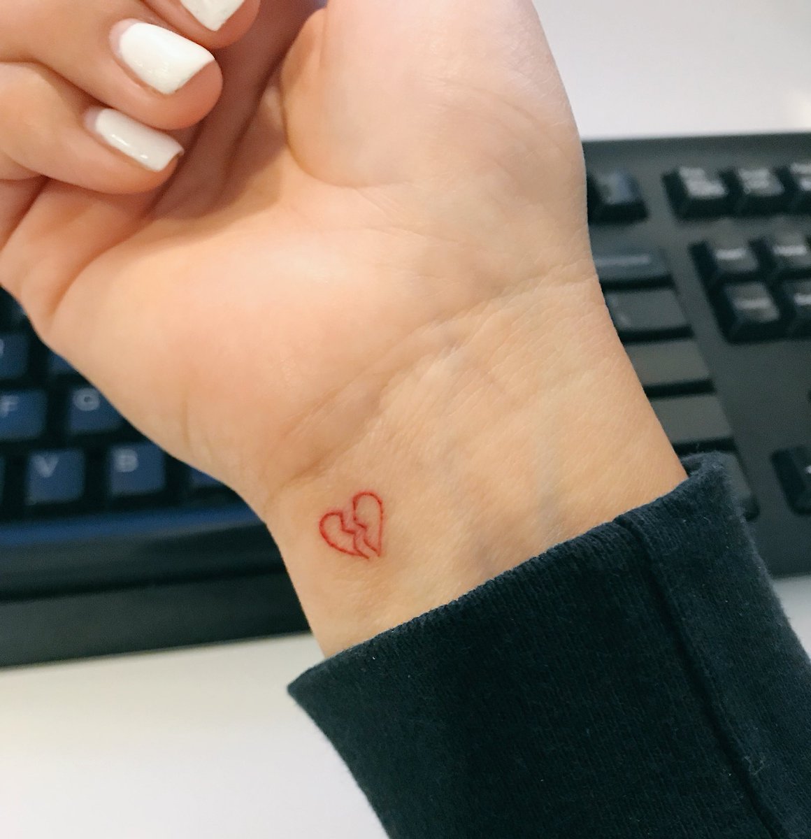 cvshley's tweet photo. No quiero que más nadie me hable de amor. https://t.co/uwTzcvnC8g