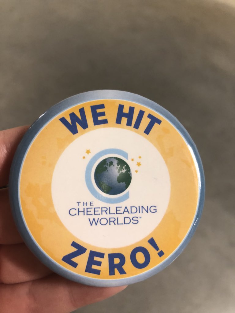 OregonDreamTeam's tweet photo. Dream didn’t just hit at worlds, they HIT ZERO AT WORLDS! 💙 #cheerworlds2018 https://t.co/minzpR5mW5