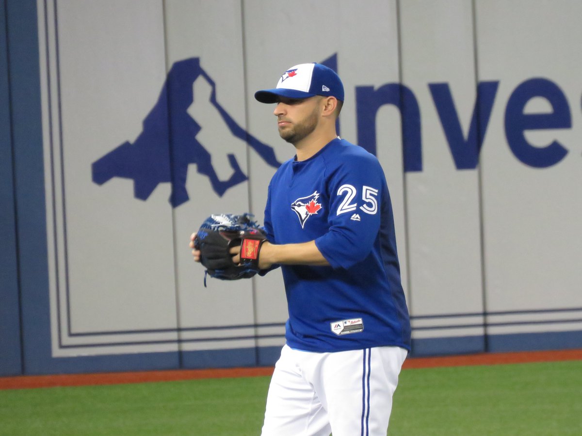 biggles14's tweet photo. It was good to catch up with Marco today. He sure is one of the good guys. #BlueJays #MarcoTheMagician #rallyelf @estradabien https://t.co/BmJUfcCD6X