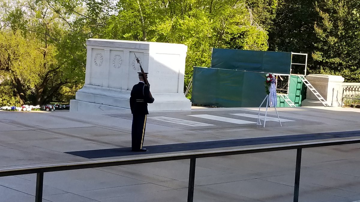 SarahVetNet's tweet photo. Took care of a bucket list item today... Was able to spend time at Arlington national cemetery and visit the tomb of the unknown soldier with one of our @ElementFleet veteran employees. Very special day. https://t.co/bfxsmnr6U1