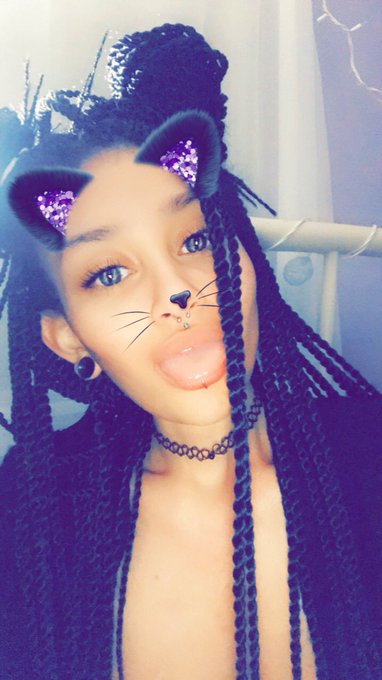 Better now https://t.co/1WXfq0mBSa<a href="/tag/newprofilepic"class="tags"><span>#newprofilepic</span></a>