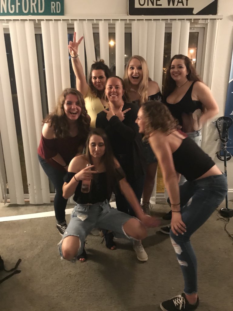 kaileighk17's tweet photo. Such a good last weekend with my bffs ❤️ https://t.co/7dQ3WV3pam