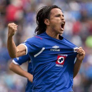 EmmaHernan27's tweet photo. #YoConJerry

Los idiotas olvidan tu pasado en el club, y hace un torneo fuiste de lo mejor en el equipo, cuando te fuiste a muchos le dolió tu salida, luego querían que regresaras, y por algun retraso quieren que te vayas, y al rato pedirán tu regreso. https://t.co/JNzcQRMg0x