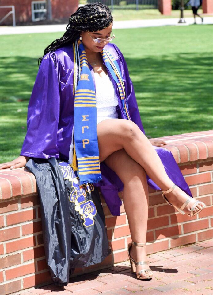 ecupoodles's tweet photo. Congratulations to HM spring17 _kayhud ๐๐๐ฉ #graduation #graduatingpoodles #sigmagammarho #black girl magic #blackgirlsgraduate #gradszn https://t.co/LJ4B1Uybsr