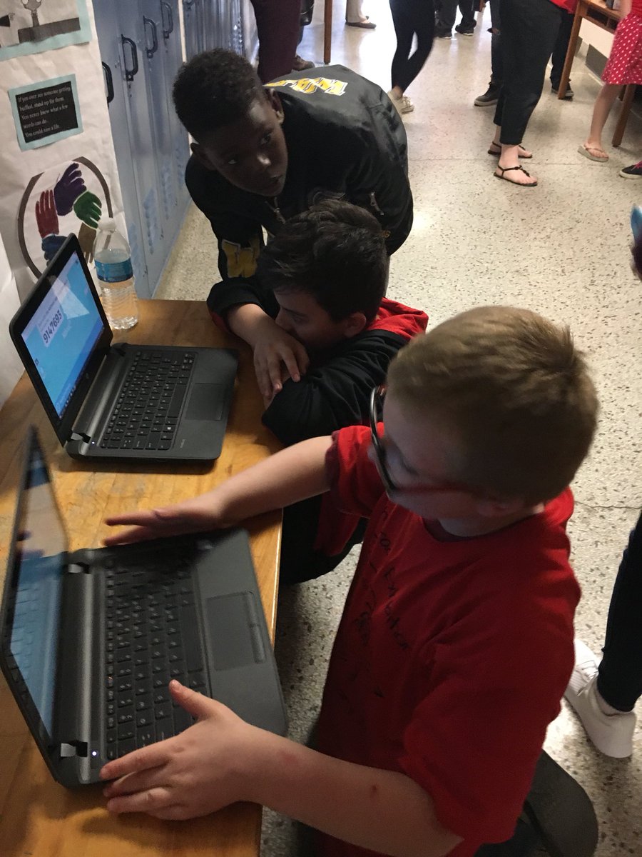 StoweElementary's tweet photo. Stowe 5th graders are taking action! On Thursday,  they held Exhibition and presented ways we all can make the world a better place! #stowestrong #IBelieve @DMschools @DMschoolsIB https://t.co/UULys6XJTY