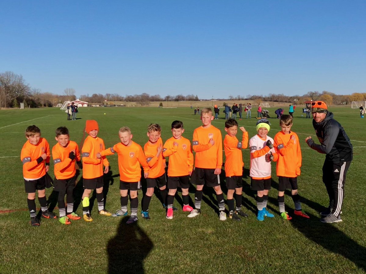 PeteD_NUFC's tweet photo. This weekend I had the opportunity to work with players from NUFC aged 9 to 19.  Oldest to the youngest in the club. One thing is the same = GREAT YOUNG MEN!!!  My hope is more clubs can act as our boys did this weekend in celebrating others and sportsmanship. 🧡Lauren+Miller’s! https://t.co/h6NoTjfn7u