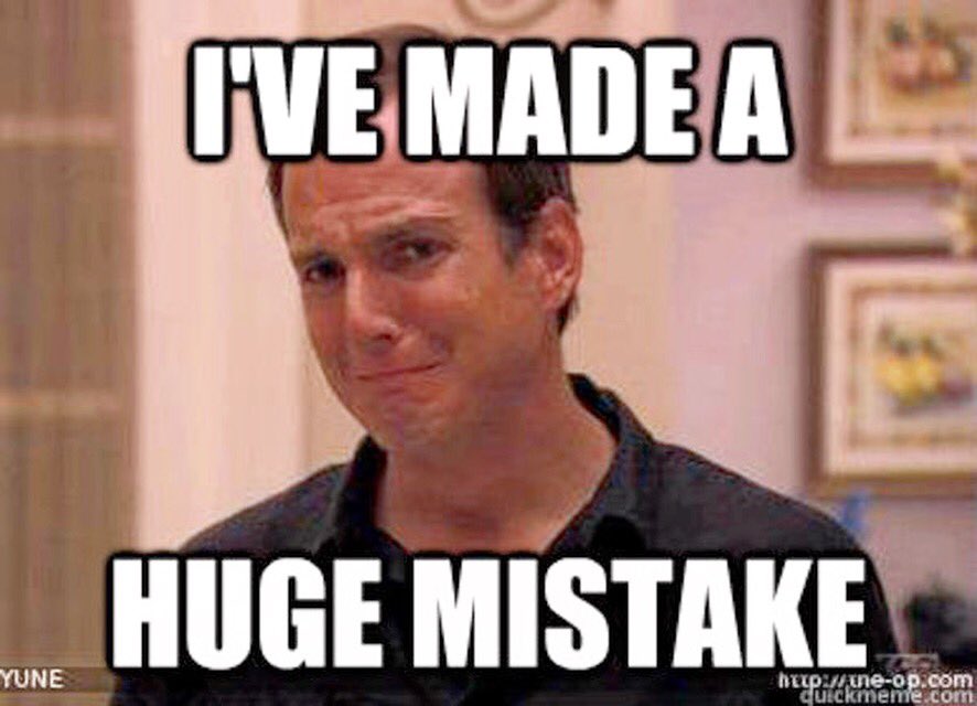 Жених и невеста с букетом. Making mistakes. Minor spelling mistake gif. I made a mistake in getting married. I made a huge mistake.