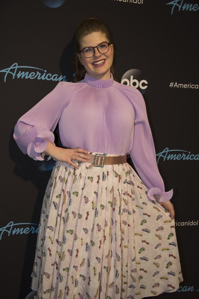 Catie Turner She Is Doing Once Upon Dream That Dress And Her Make Up Are Everything Go Girl You Are Looking Pretty Sounding Amazing Hit Those Notes Girl What Talent Just Lovely Richie told catie with her, it's clear dreams do come true; scoopnest
