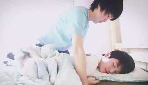 Hansol : "soonyoung hyung always sleep with jihoon hyung"