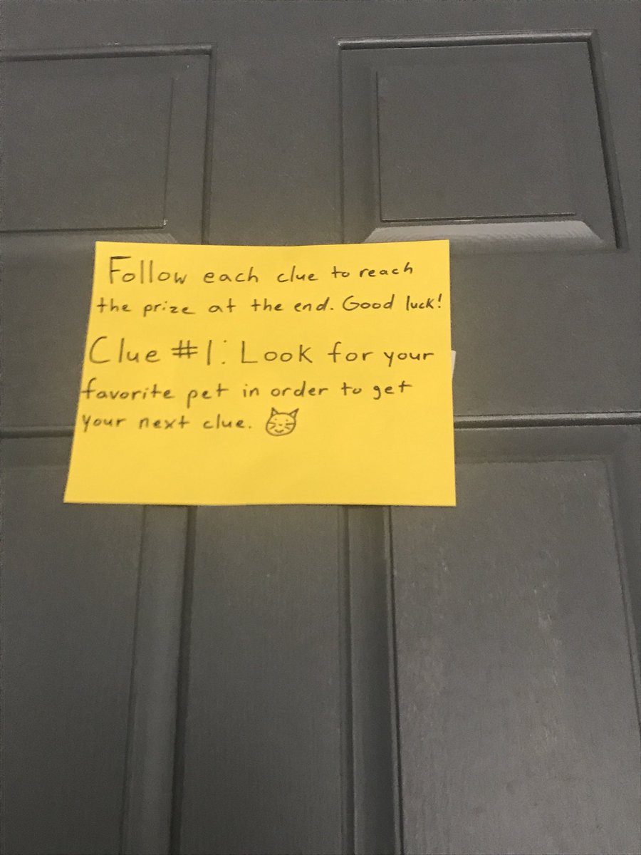 leximarieeeee's tweet photo. came home from work to this adorable promposal. there were 6 clues (i couldn’t fit them all) cant wait for prom w my love ❤️ https://t.co/H4Fewh0fM7
