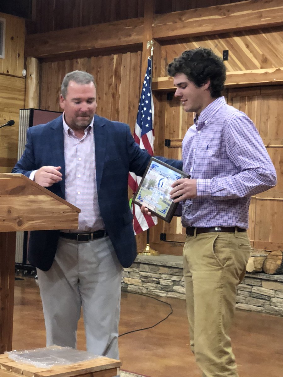 bmcgolfteam's tweet photo. Great time last night at our BMC golf banquet. Very thankful for these young men and women God has placed in my life. They all have a great future ahead! Looking forward to next season! https://t.co/oJnyc6HvhP