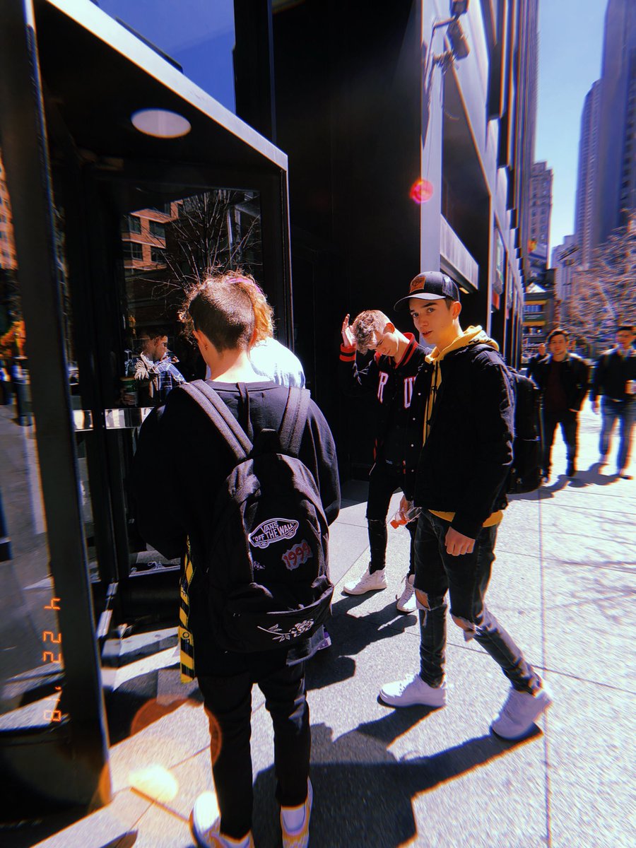 whydontwemusic's tweet photo. Never stop movin’ https://t.co/TAscPuARQU