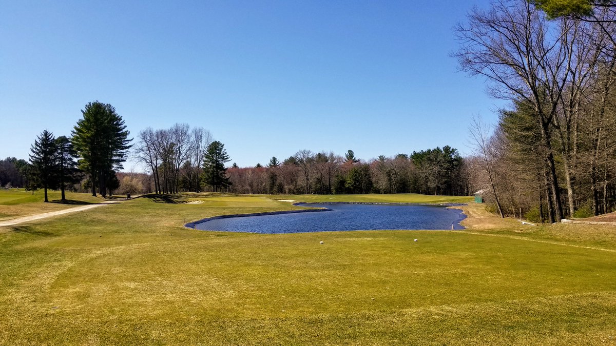 rkmajor's tweet photo. A nice afternoon at @SassamonTrace - the course is in nice shape. #golf #Natick #MA #NewEnglandWeekend https://t.co/6xFg8gQtN7