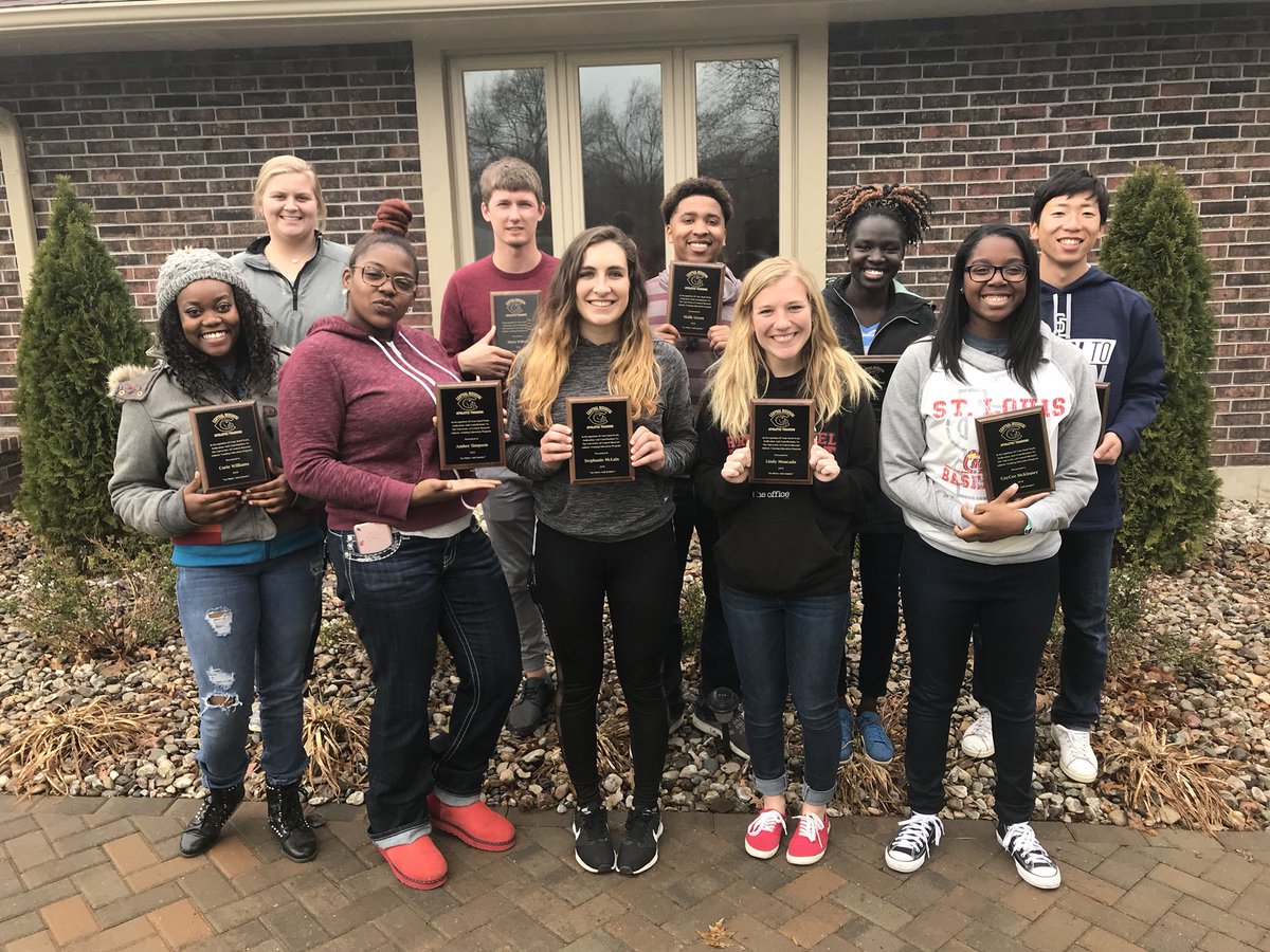 UCMATSA1's tweet photo. Thank you to everyone who came out and celebrated with our seniors!

Special thanks to our junior students for the thoughtful gifts. 

Congratulations seniors on all your accomplishments! May this success lead to even greater achievements in the years to come. https://t.co/Xwp847uoQD