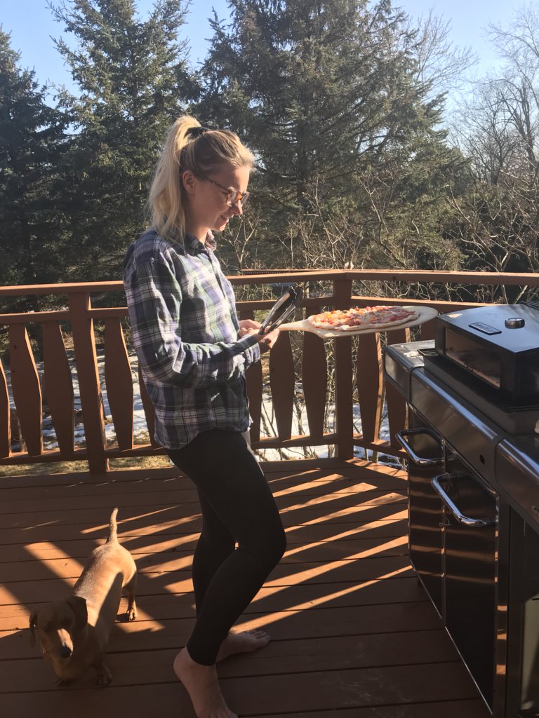 olgiebee's tweet photo. What a beautiful day to remind us how special our planet is! Celebrating this 15 degree weather with bbq’d pizzas. #EarthDay ☀️🌎 https://t.co/RokoEtjNkl