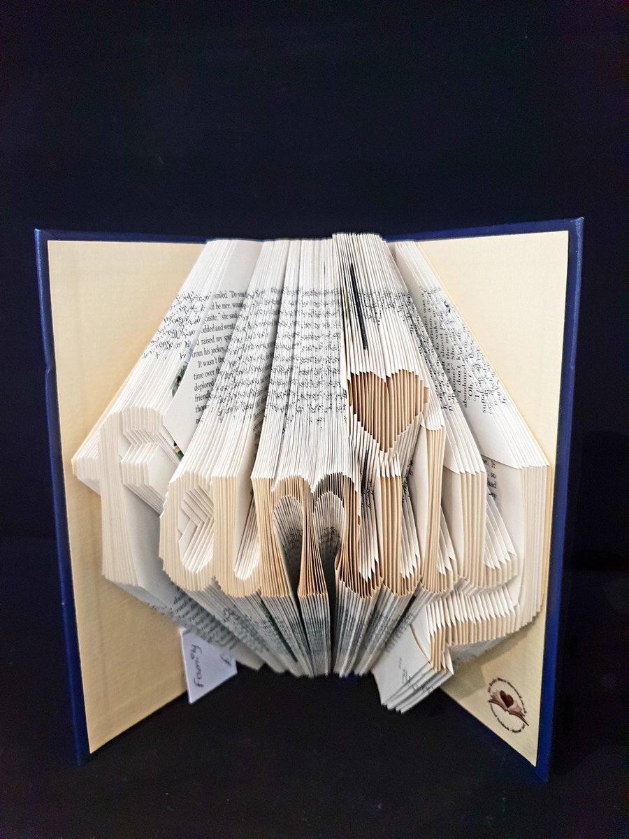 craftedinmoray's tweet photo. New Crafter Alert:
Jo from No Books
Were Harmed is a full time, dedicated, no-cut, hand folding book artist based
in Moray, who supplies a number of national &amp; international retailers,
private dealers &amp; art galleries. https://t.co/RIIknHvXoM