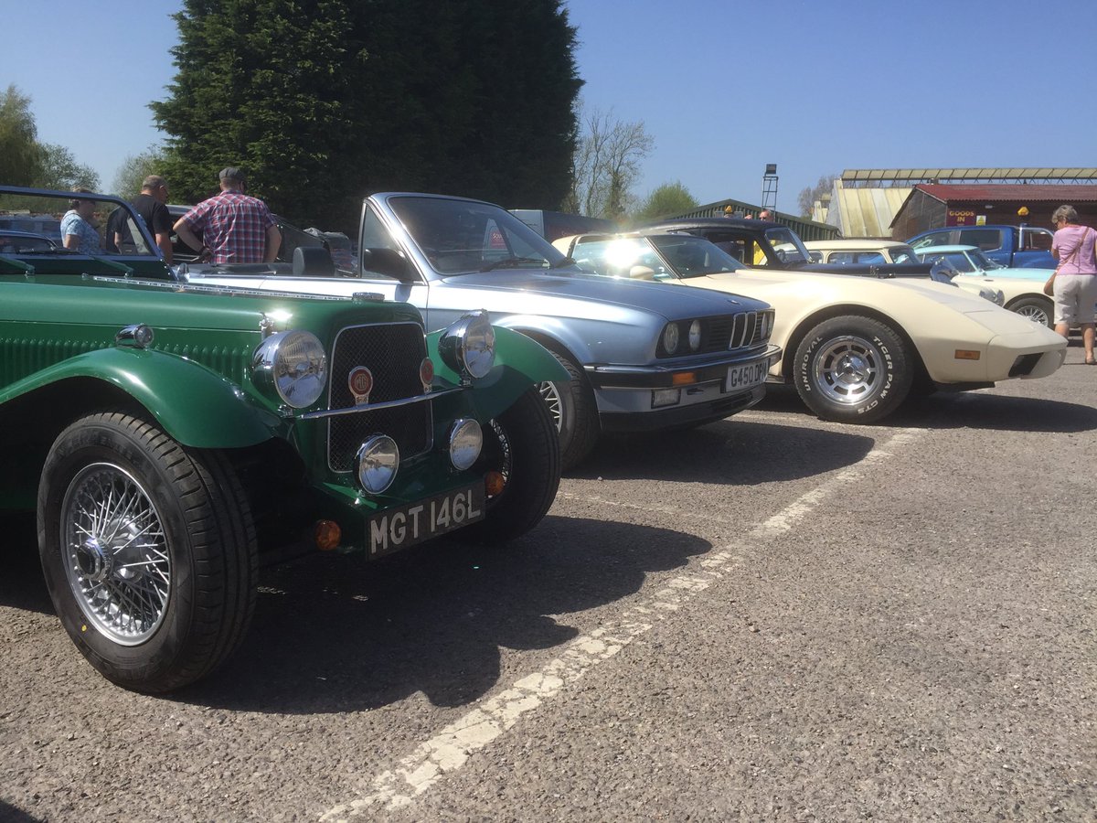 BertieVWBus's tweet image. An eclectic mix at #SADCASE - here's an MG, a BMW and a Stingray. Good times! #youloveitweloveit