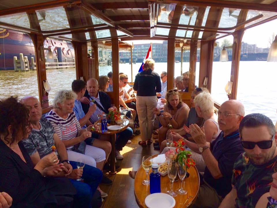 Cavakoning's tweet photo. Wonderful Amsterdam! Private tasting and boating #cava #wine #privatetasting #boating #amsterdam #tapas https://t.co/Wap5DrTyz5
