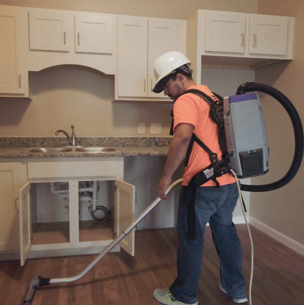 TriadClean's tweet photo. Someone is about to call Keystone Place home! Here we are at a post-construction cleanup at Terra Belle in Lutz, FL. We love seeing properties at the beginning of their lifespan, and all through renovations and changes over the years. #enduringrelationships #cleanyoucancounton https://t.co/Qbl2XWhuZF
