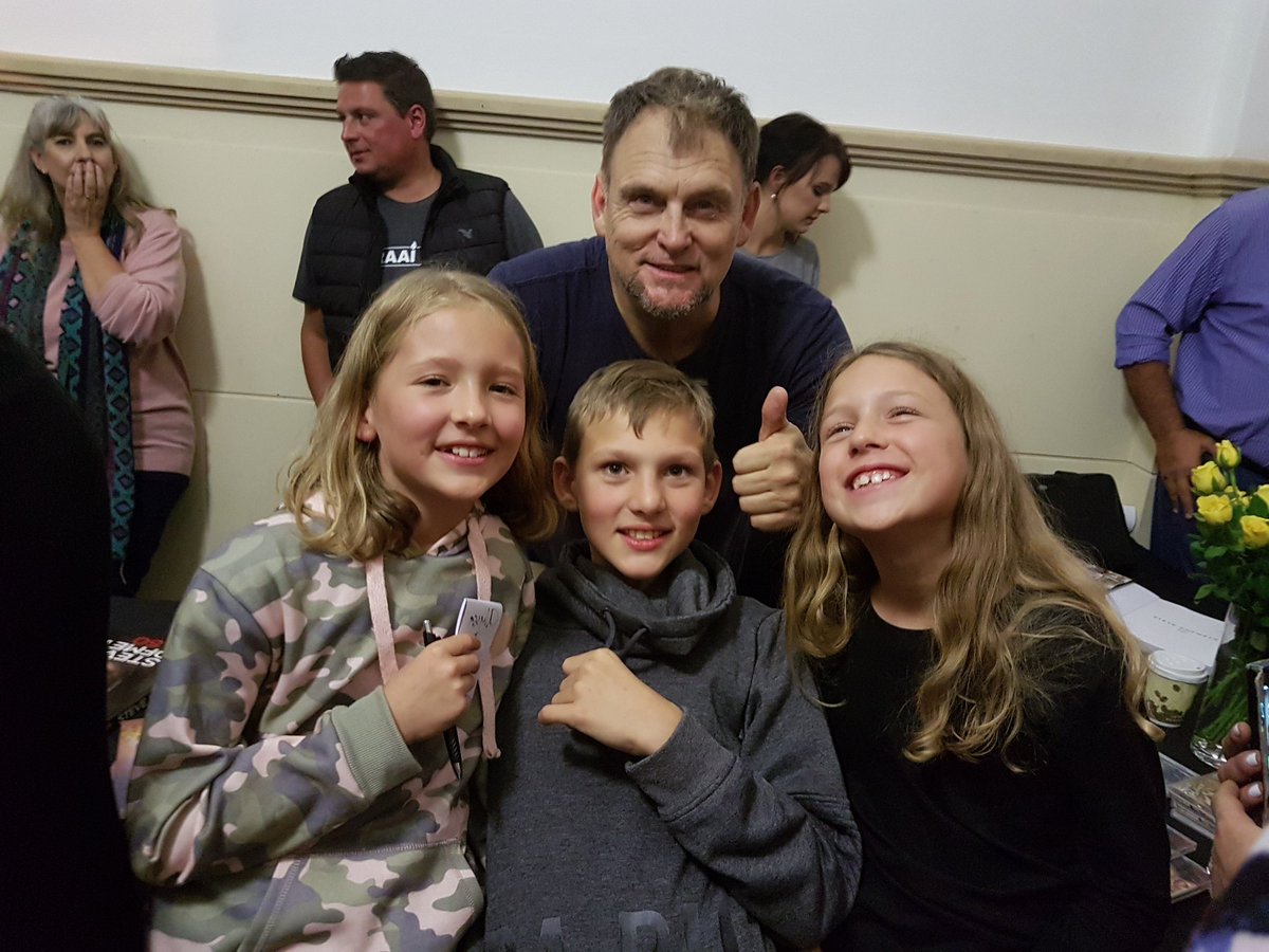 GJOrchard's tweet photo. @steve_hofmeyr, dankie vir n lekker show gisteraand. Dankie dat ons kinders saam op stage kon kom. Hulle kan  nie ophou praat oor dit nie. #Moorreesburg #skree https://t.co/Qp7vvZlLfa
