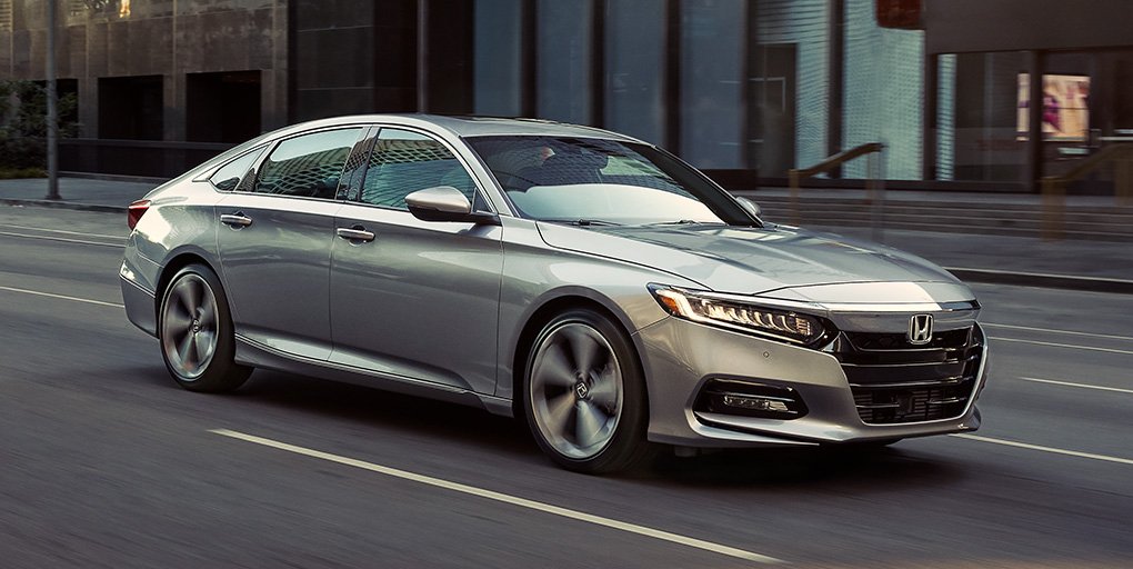 Honda's tweet photo. There’s nothing average about the sleek 2018 #HondaAccord, the most impressive Honda yet. https://t.co/kp9uYtOn52