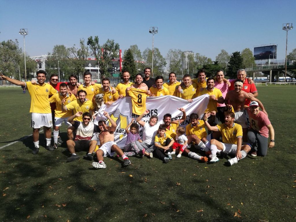 Alta Magia #BiCampeon División de Honor <a href="/UBADeportes/">UBA Deportes</a> 2016-2017. 
La final fue 2 a 1 vs <a href="/DefeDeViedma/">Defensores De Viedma</a> (Sardiña y Olguín). 🏆🏆
Gracias a todos los que nos acompañaron. Amor como el nuestro cada vez hay menos...🎶🎶
