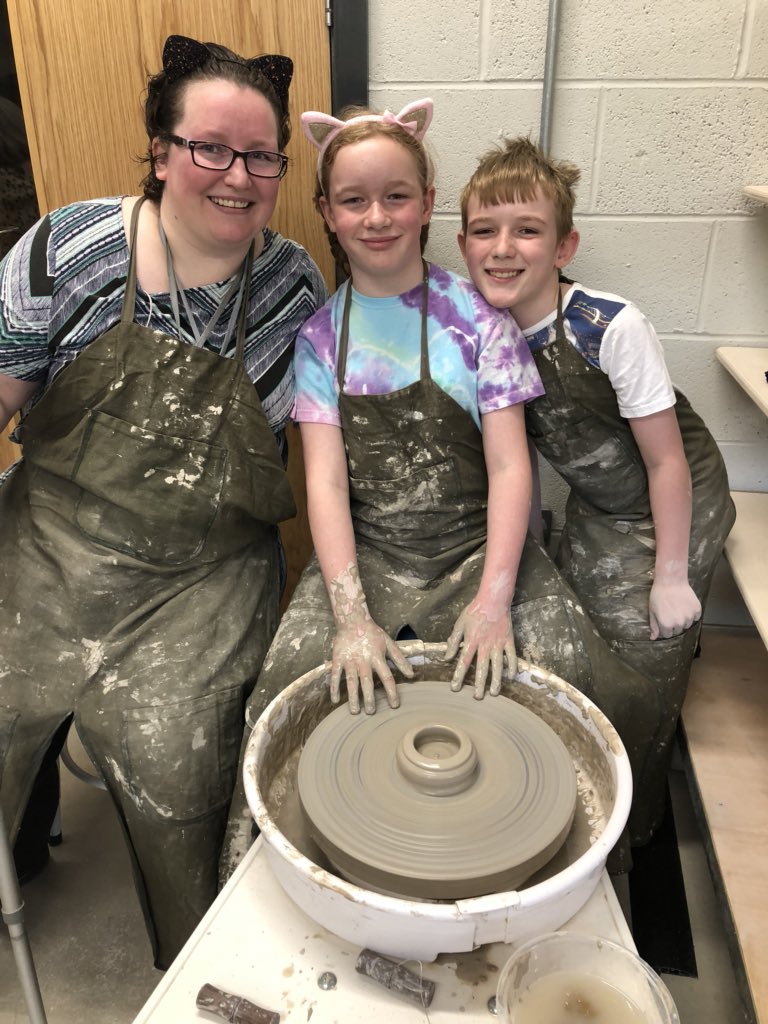 LoveClay_'s tweet image. Great first #FamilyThrowingWorkshop today, lovely to see all ages learning how to #throwApot together 😍❤️ The kids definitely did as well as the adults too 😉 We hope everyone enjoyed it and thank you to teacher @dimblebyceramic