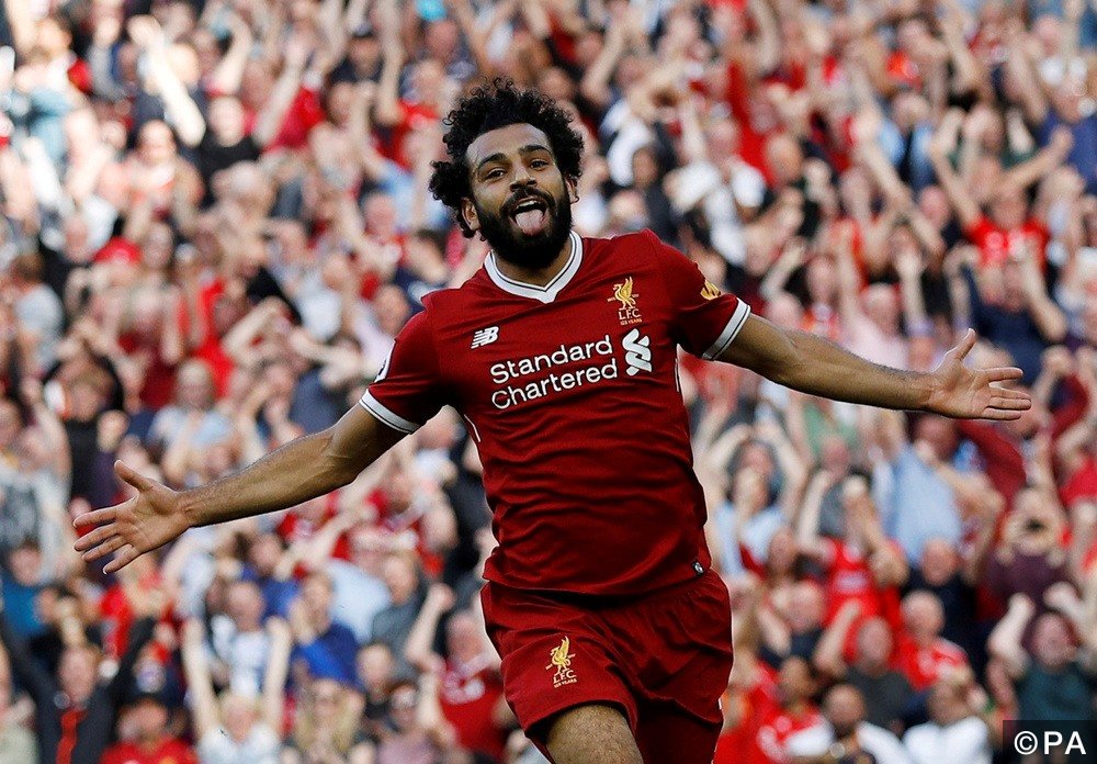 FootySuperTips's tweet image. The PFA Player of the Year awards are tonight!

Who will win?

RT = Mo Salah
LIKE = Kevin De Bruyne

Any other players you think should be up for contention?