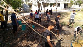 ecoclubgecv's tweet photo. On occasion of RAMNAVAMI, (25-03-2018, morning 6:30 am) GEC Valsad Boys Hostel ECOVISTS group did Swachchhata Abhiyan @collectorvalsad @narendramodi @narendramodi_in @CMOGuj @ecoclubgecv @mygovindia @mygovindia @mygovindia @tv9gujarati @sandesh https://t.co/DloUmFXWku
