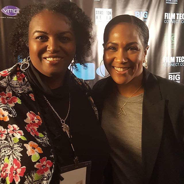 rhondamcknight's tweet photo. Reviewing my notes from Big Picture Con. I met actor, producer, director, sistah-extraordinaire @terrijvaughn and her business partner, writer, producer, sistah-extraordinaire @cassigers at @ninaholidayent #bigpicturecon
#feelinginspired #amwriting #wri… https://t.co/GDl4g4lLRX https://t.co/qzlnIcwWNy