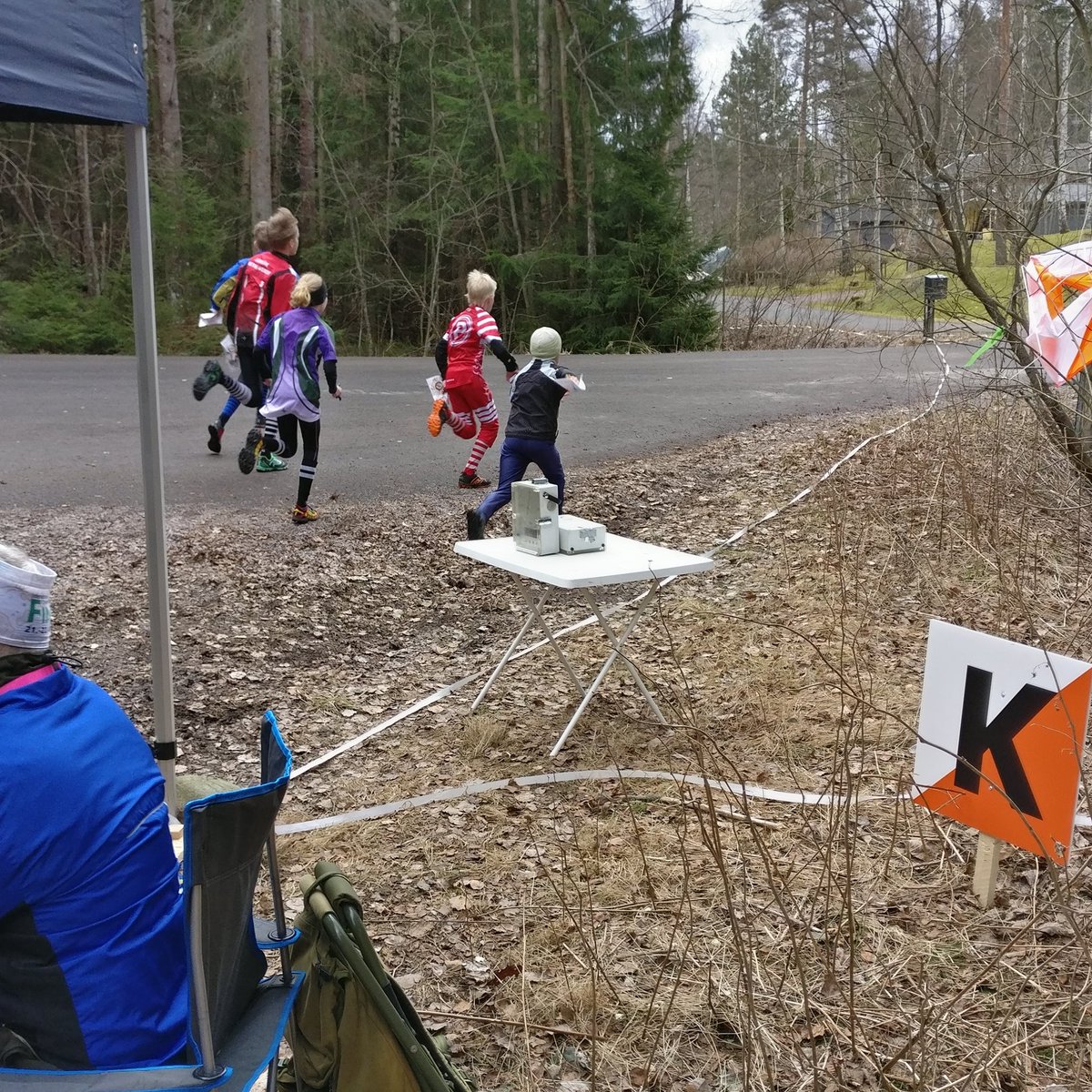 rakassuunnistus's tweet photo. Takana hieno Finnspring-viikonloppu, mikä tarjosi paljon kokemuksia koko joukolle. Emme anna nastarien jäähtyä, vaan ne päästetään irti #maanantairasteilla Taipalsaaren kirkonkylällä 23.4.2018 klo 17.00 alkaen. Lue ennakko sivuiltamme: https://t.co/itOTjijGmJ https://t.co/9Shbgz80WH