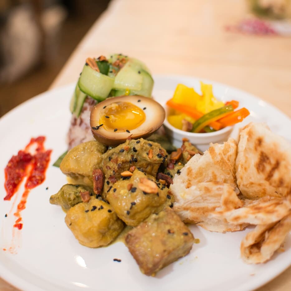 RempahL's tweet photo. #rempahlaunch in St Leonards-on-Sea one month old today!! #tn38 #veganfriendly #streetfood #malaysianfood #hainanesechickenrice #hcr https://t.co/StKzDNvjWa